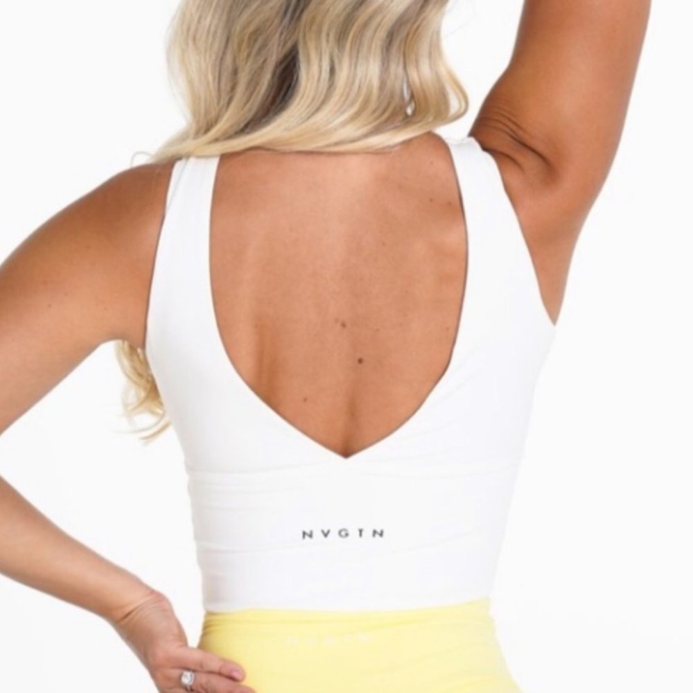 White Essence Bra - M × 1